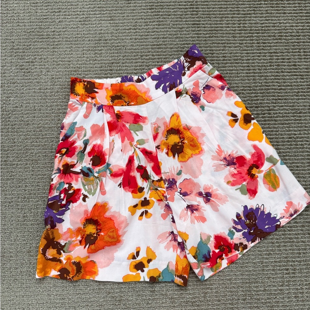 H&M Floral Women's Shorts - Multicolor